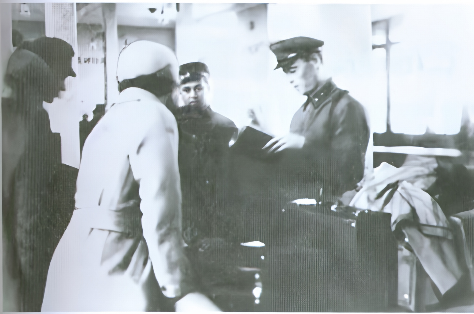 3 - На КПП Негорелое 27-09-35г.jpg