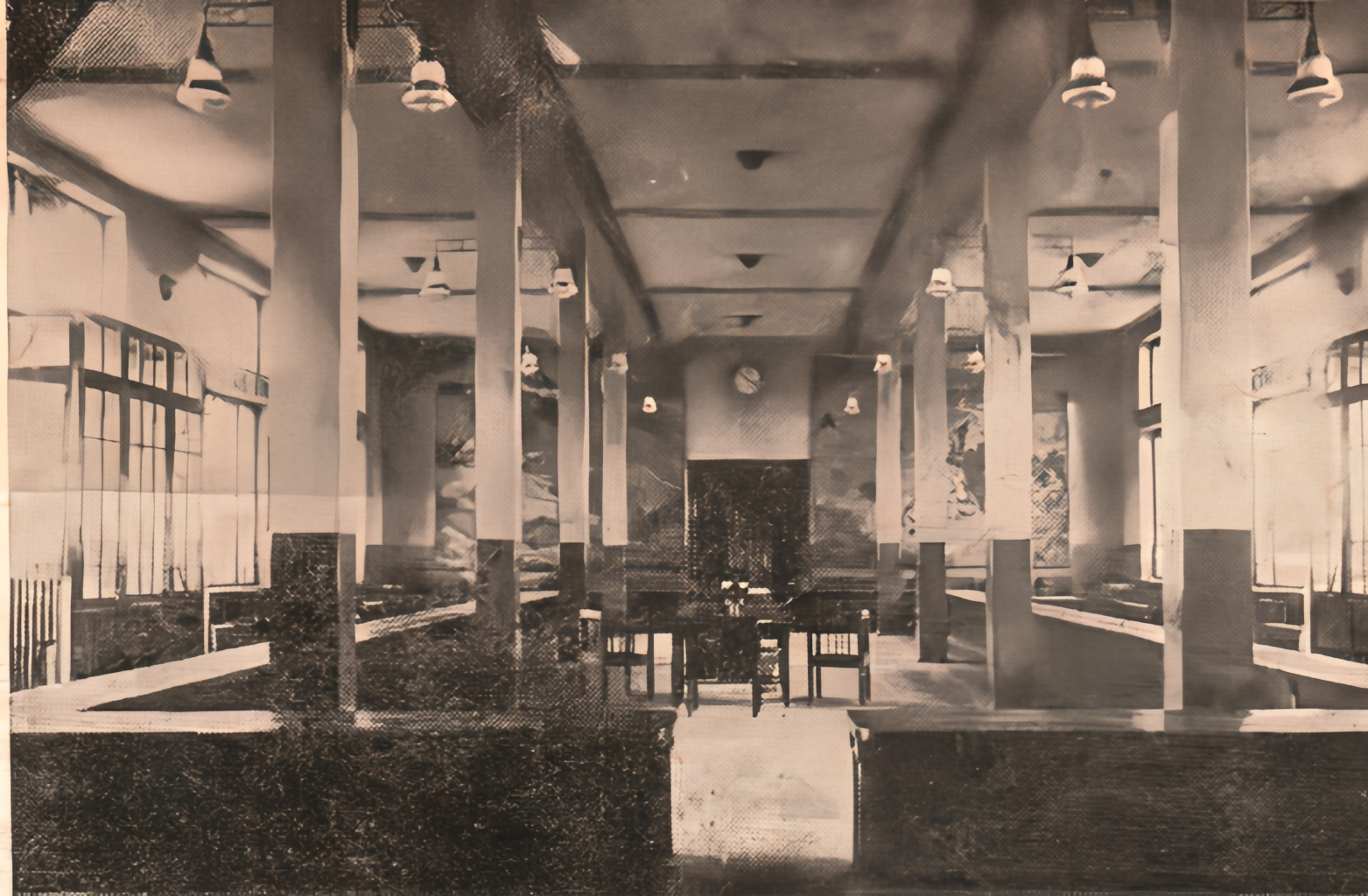 2 - Зал -Таможня Негорелое- до ВОВ.jpg